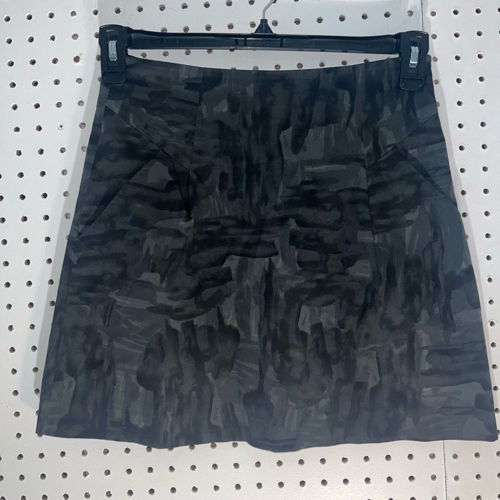 Theory abstract skirt